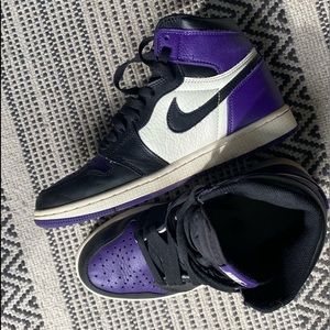 Wmns Air Jordan 1 Zoom Comfort 'Court Purple Patent' US Size 7.